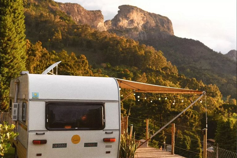 Trailer Capivara @caradecaochales