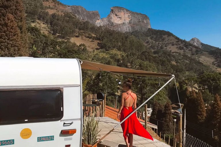Trailer Capivara @caradecaochales