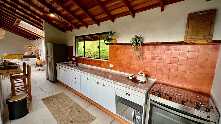 Cabana Rinoceronte - banheira vista Pedra do Baú