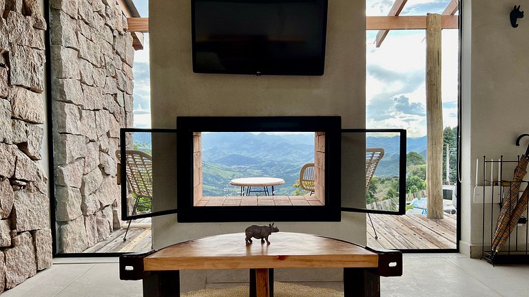 Cabana Rinoceronte - banheira vista Pedra do Baú