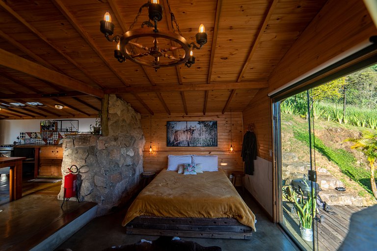 Cabana Lobo Guará - com banheira de hidromassagem