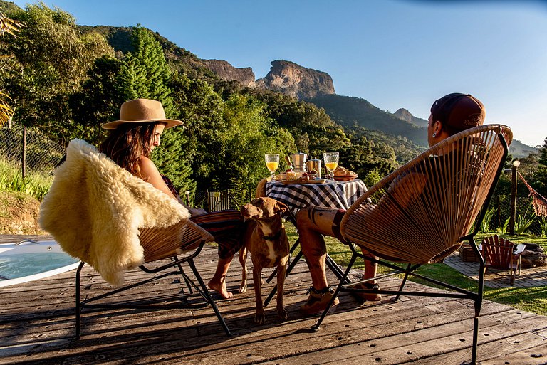 Cabana Lobo Guará - com banheira de hidromassagem