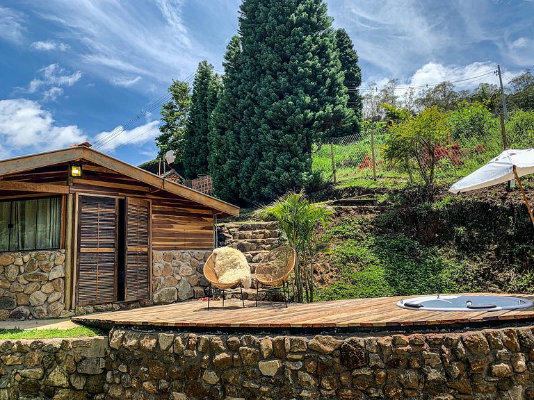 Cabana Lobo Guará - com banheira de hidromassagem