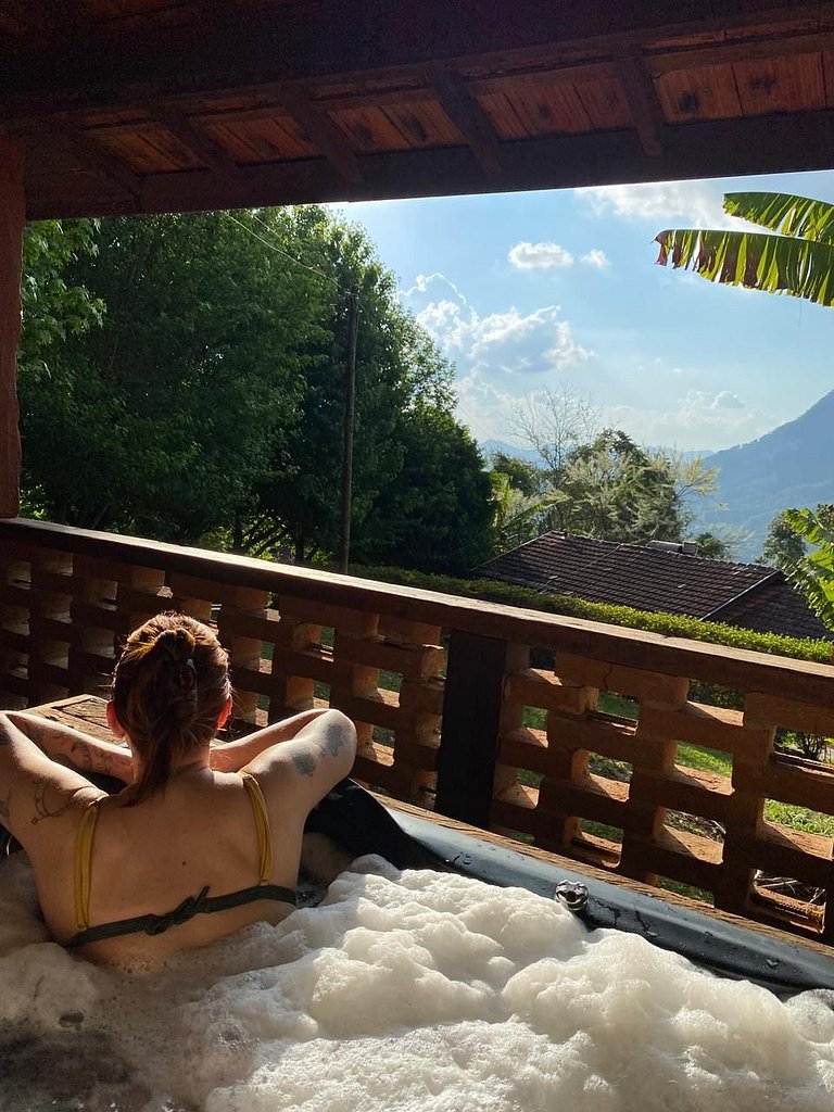 Cabana Arara - com banheira de hidromassagem