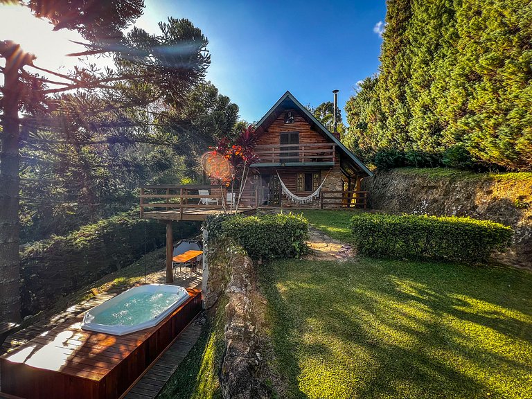 Chalé São Bernardo - com banheira de hidromassagem