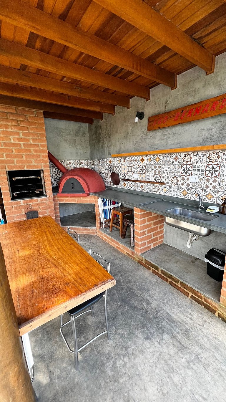 Chalé São Bernardo - com banheira de hidromassagem