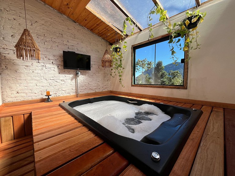 Cabana Catuaí - banheira hidromassagem e piscina